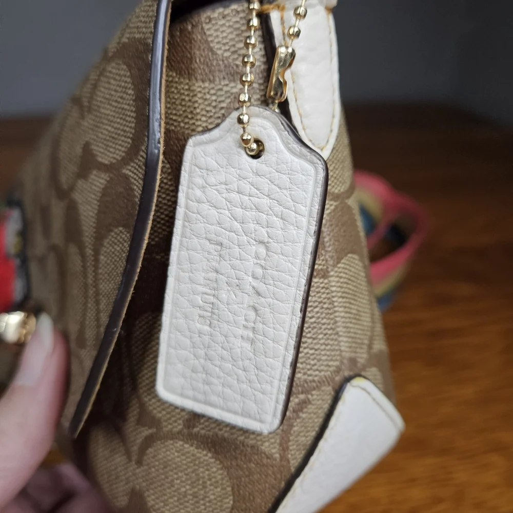 Coach x Peanuts Karlee Crossbody in Signature Canvas with Snoopy - Picture 7 of 16